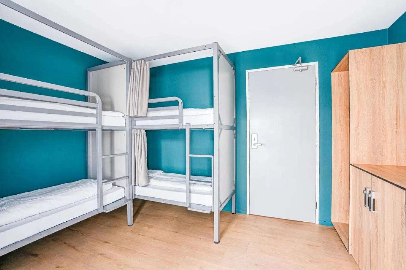St Christophers Inn At The Winston Amsterdam Hostel