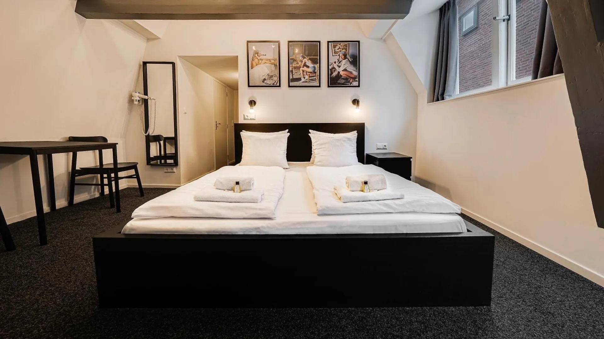 Hostel St Christophers Inn At The Winston Amsterdam