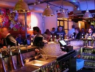 St Christophers Inn At The Winston Amsterdam Hollanda