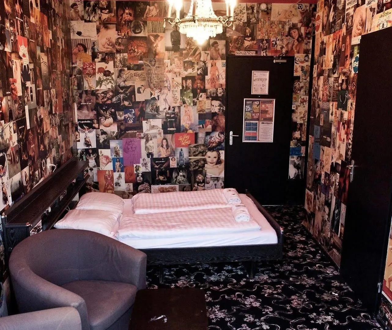 St Christophers Inn At The Winston Amsterdam Hostel