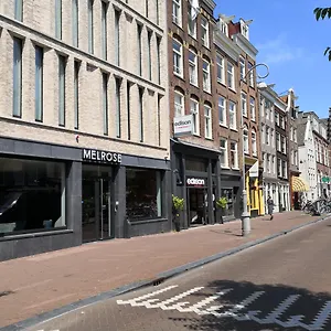 3* Otel Melrose